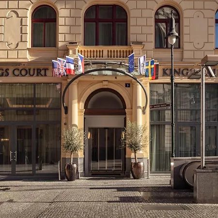 Kings Court ホテル