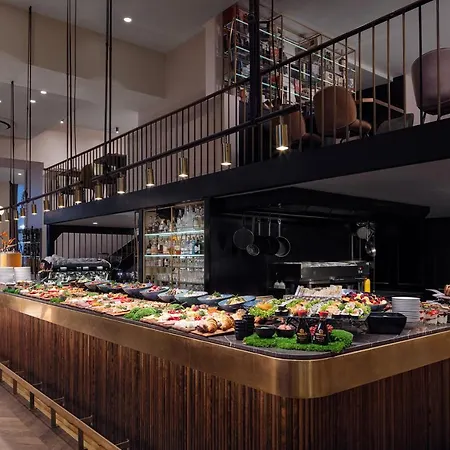 Kings Court ホテル