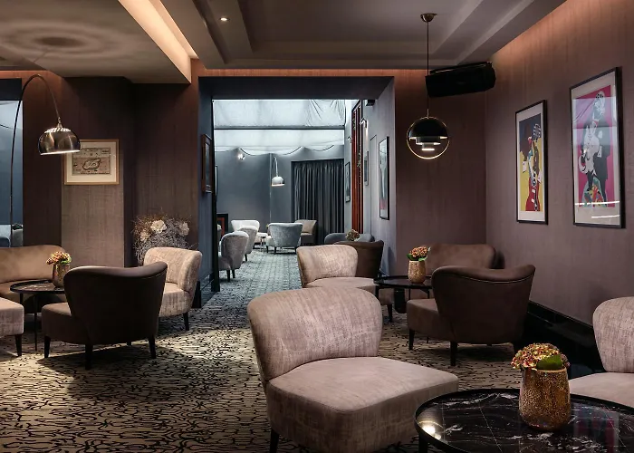 Kings Court 5*