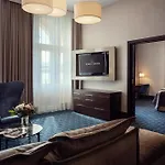 Kings Court Hotel