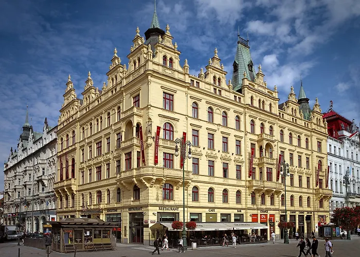 Otel Kings Court 5*